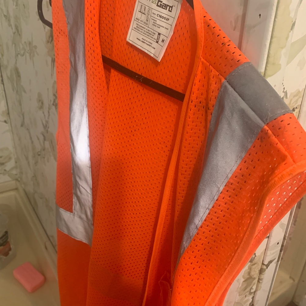 High Visibility Safety Vest - Picture 2 of 7